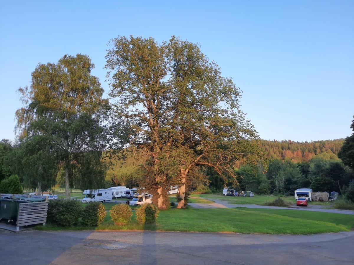 Hunnebergs Gard Hostel & Camping Vargon Εξωτερικό φωτογραφία